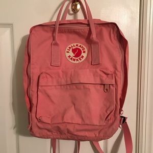 Pink Fjallraven Kanken Backpack (Classic Size)